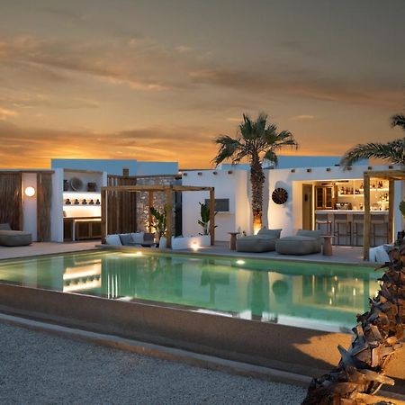 Kosmitis Suites & Villas Науса Екстериор снимка