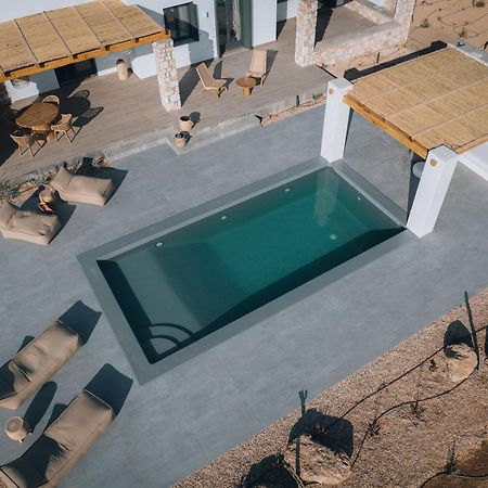 Kosmitis Suites & Villas Науса Екстериор снимка