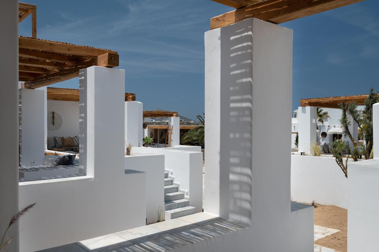 Kosmitis Suites & Villas Науса Екстериор снимка
