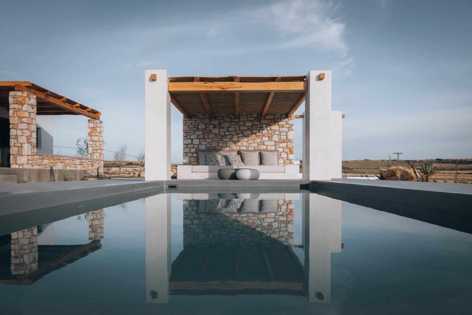 Kosmitis Suites & Villas Науса Стая снимка