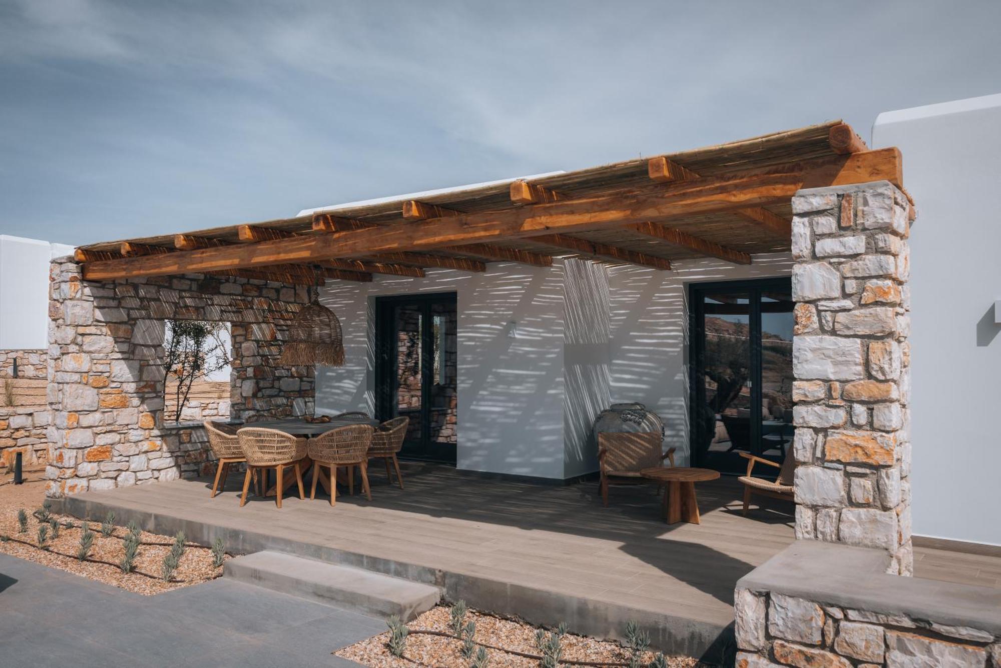 Kosmitis Suites & Villas Науса Стая снимка